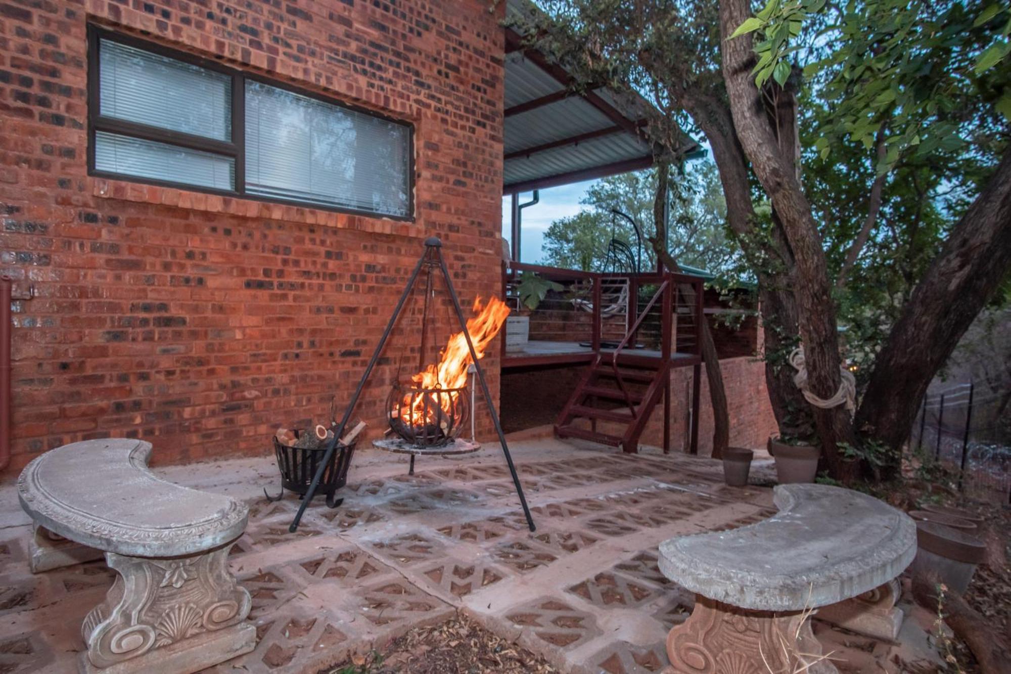Bushbaby Cottage In Hartbeespoort Pretoria-Noord Exterior foto