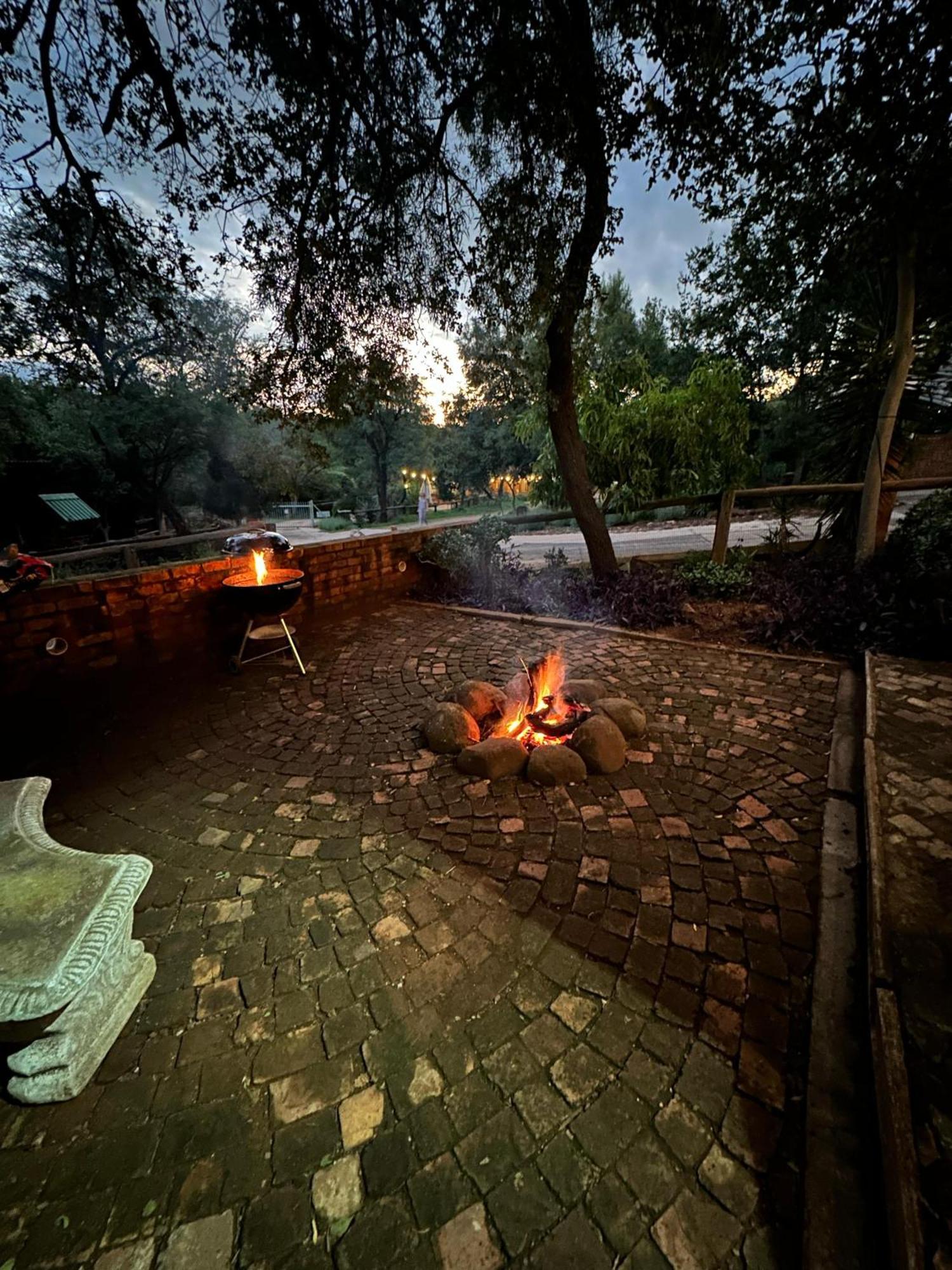 Bushbaby Cottage In Hartbeespoort Pretoria-Noord Exterior foto